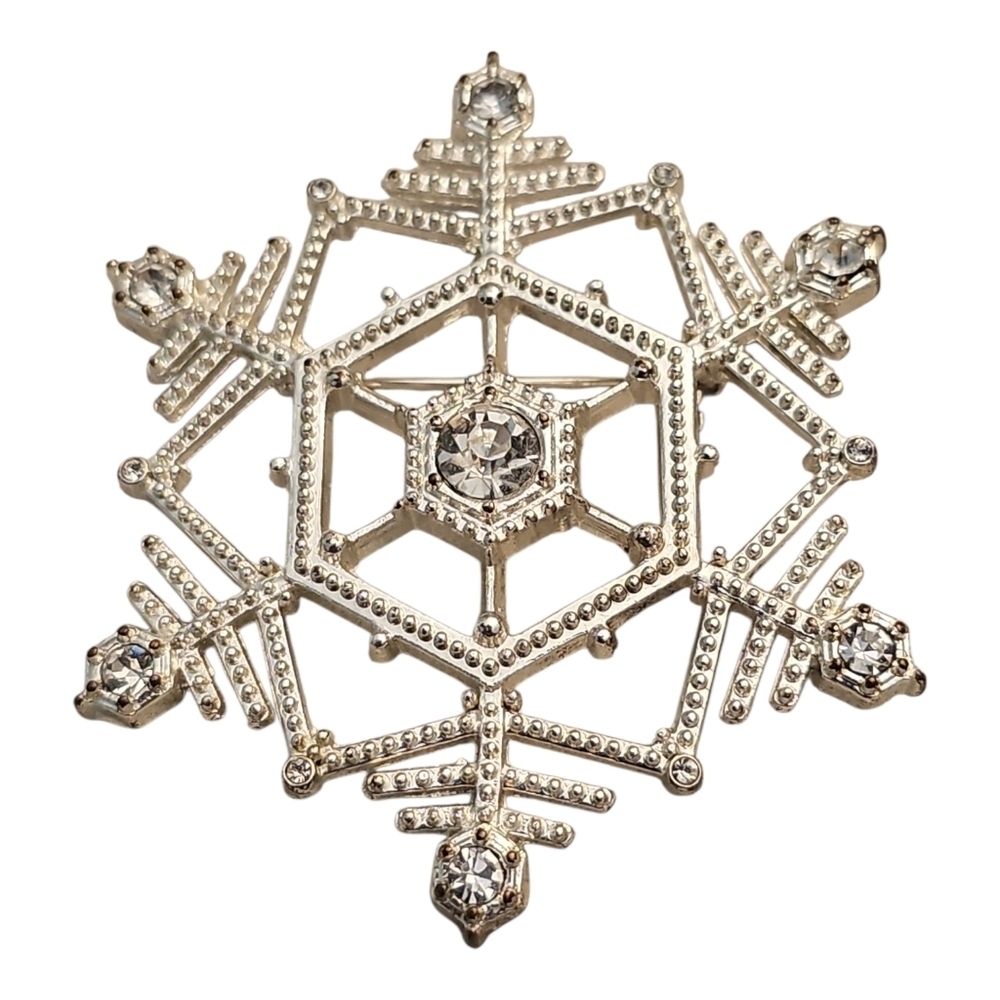 Winter Snowflake Brooch w/White Rhinestones 2”x2” Silver Pin/Brooch